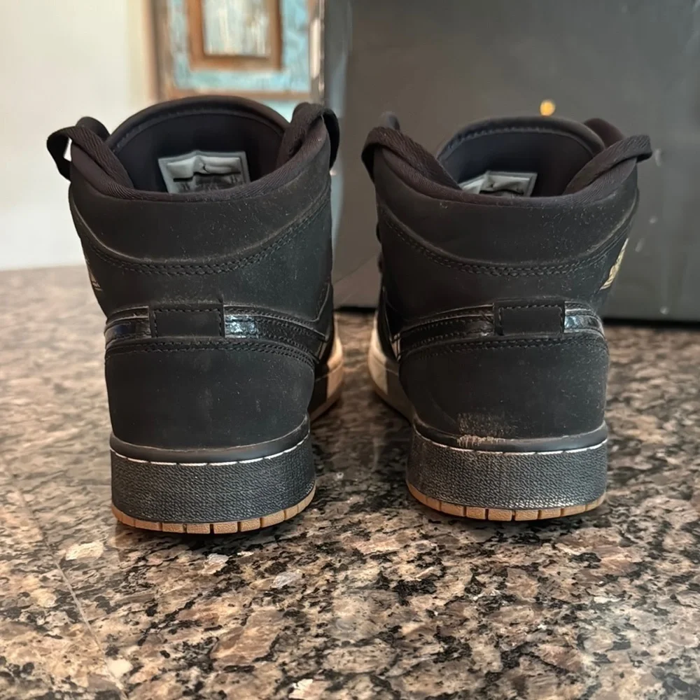 Air Jordan 1 mid GG Sneakers 7Y